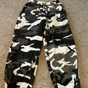 Camo pants